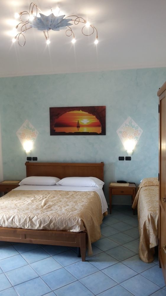Agriturismo Mare E Monti Hotel อาเจโรลา ภายนอก รูปภาพ